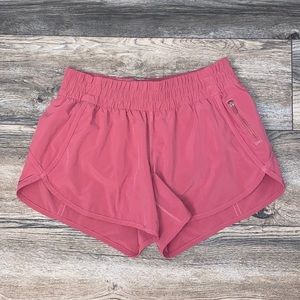Lululemon tracker shorts
